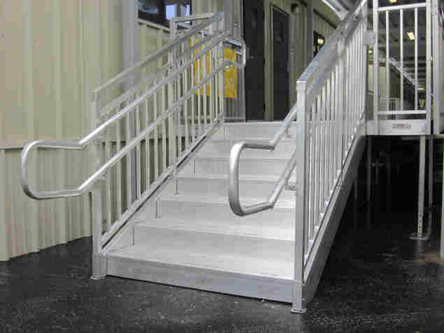 Aluminum Steps with Handrails